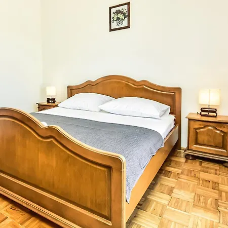 Oasis Tinj Villa Biograd Na Moru