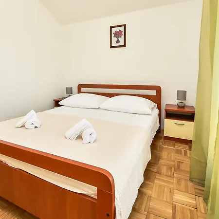 Oasis Tinj * Biograd Na Moru